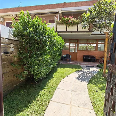 Lägenhet Ostia Home *
